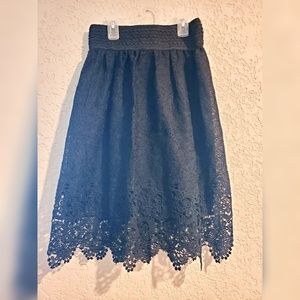 Verty Skirt